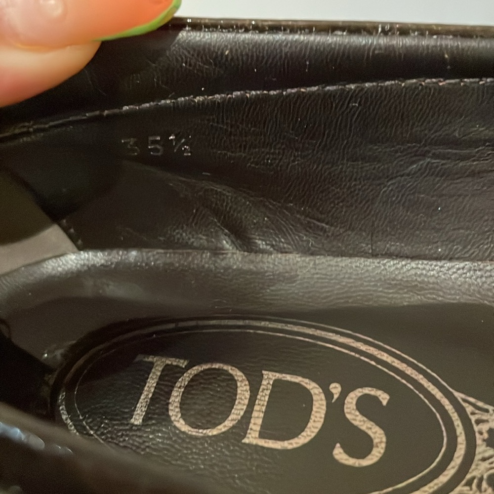 Tod’s Patent Leather Loafers - Size 35.5 - Picture 11 of 11